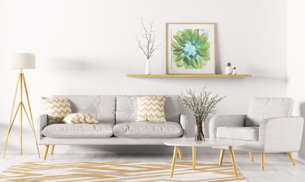 Modernes Einrichtungsdesign für ein Wohnzimmer mit Sofa, Regal, Teppich, Sessel und Stehlampe in hellen Farben.